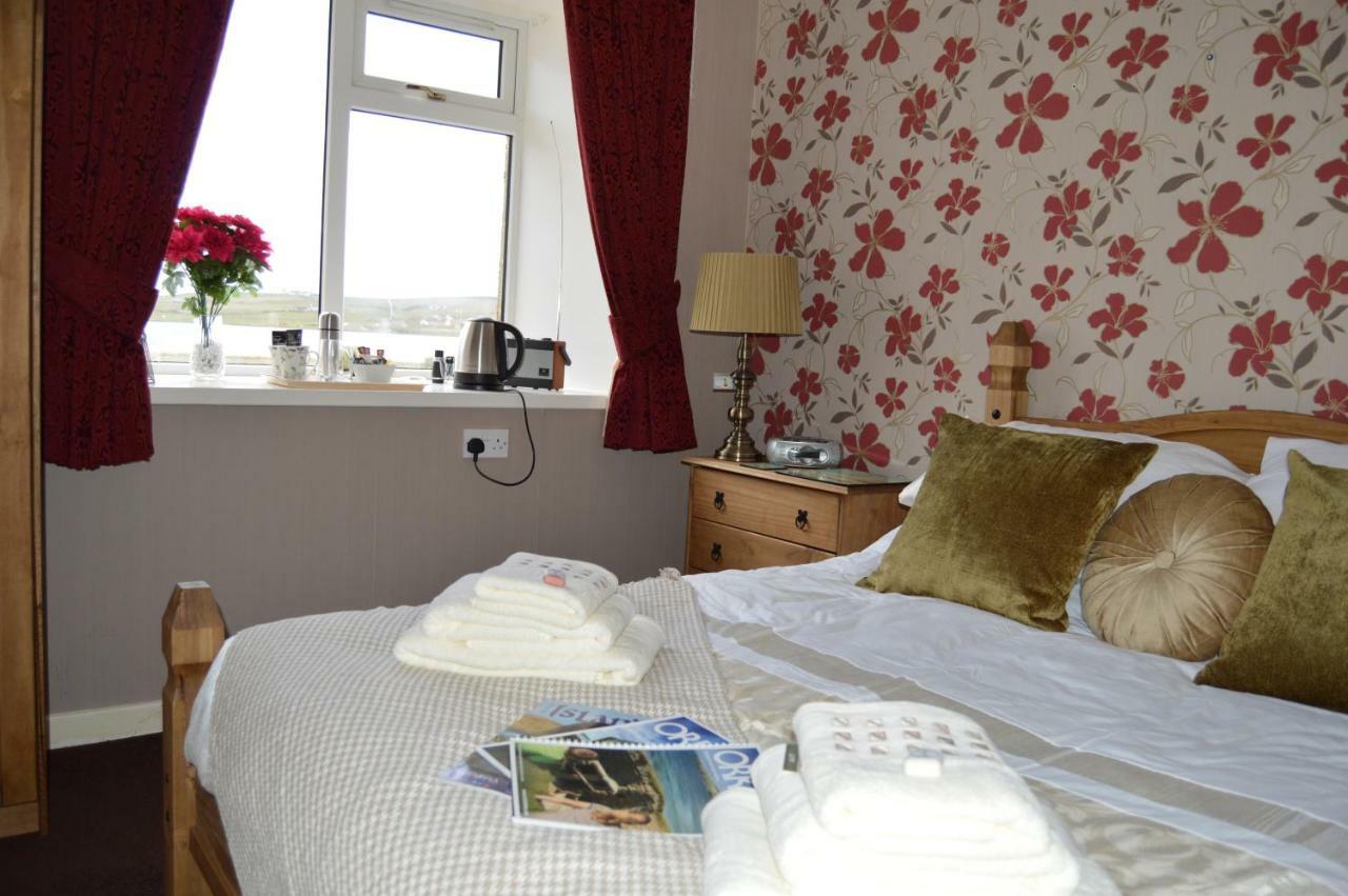 Ayre Of Cara Bed & Breakfast Pierowall Exterior foto
